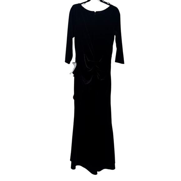 Xscape V-Neck Ruffle-Front Long-Sleeve Gown Dress Maroon Size 14 NWT - Picture 4 of 12